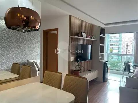 Apartamento em Jardim Camburi