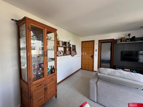Apartamento em Jardim Camburi