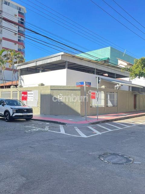 Casa em Jardim Camburi